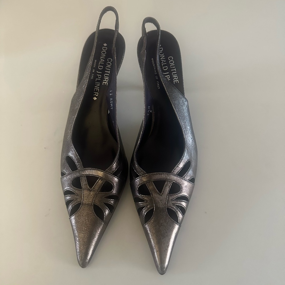 Vintage Donald J Pliner Metallic PointyToe Sling Back Heels 7.5